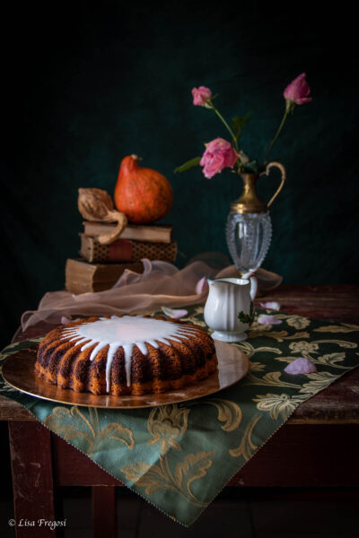 Ricetta della torta alla zucca con variegatura al cacao