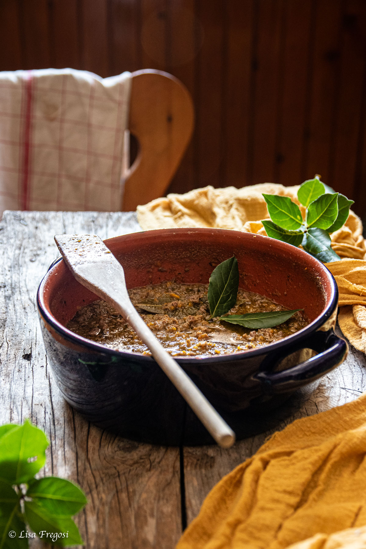 ragu' di cinghiale in bianco, tecniche di frollatura, macinatura e cottura