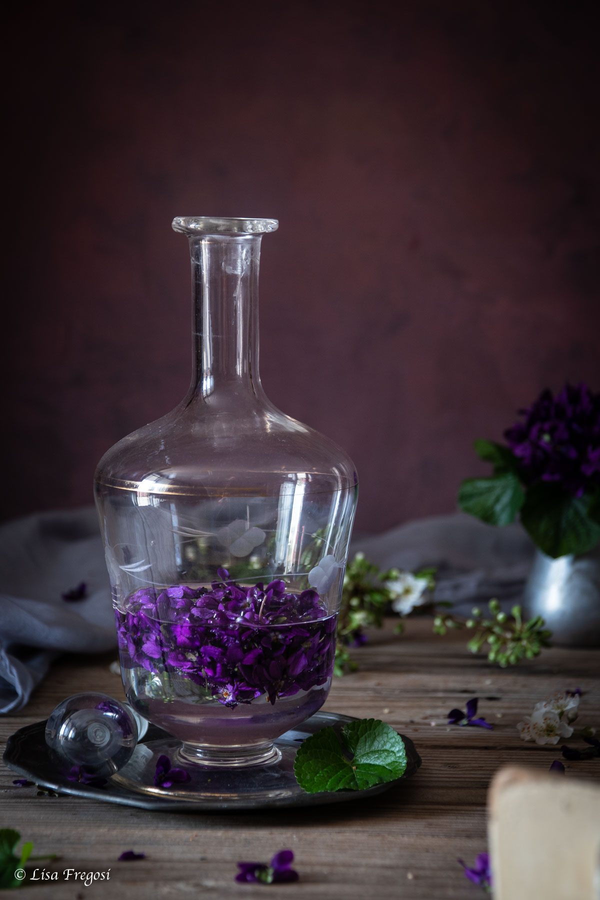 liquore di violette in due versioni
